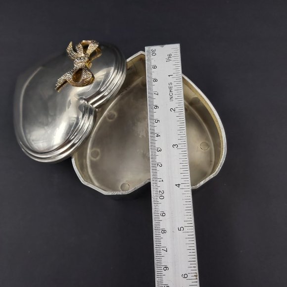 Zinc Alloy Silver Plated Heart Shaped Trinket Box with Gold  Bow 4 x 4 x 2 inch - Picture 7 of 14